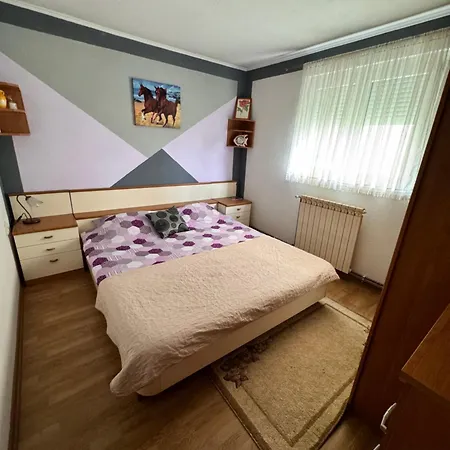 Emina Villa *